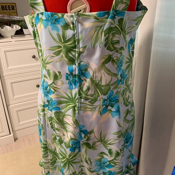 Handmade Summer Floral Dress - Picture 2 of 5